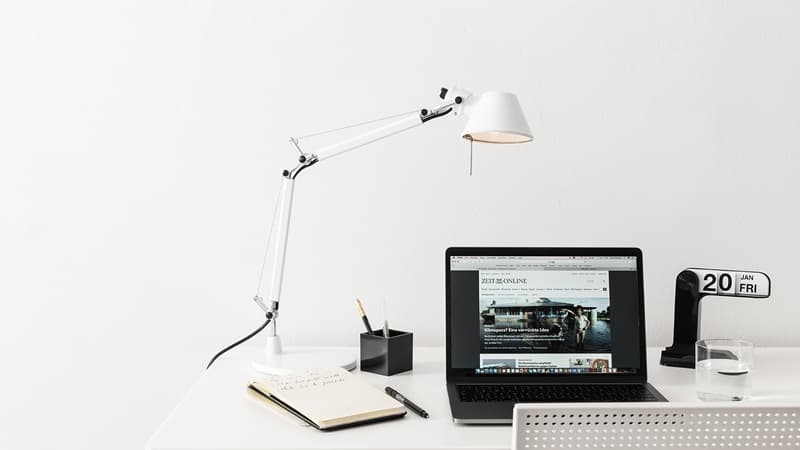 Lampe Tolomeo Micro table - Image 7